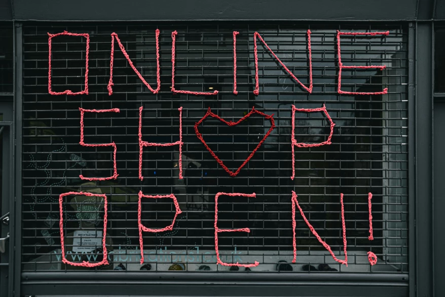 Чи потрібен інтернет-магазин для онлайн продажів?